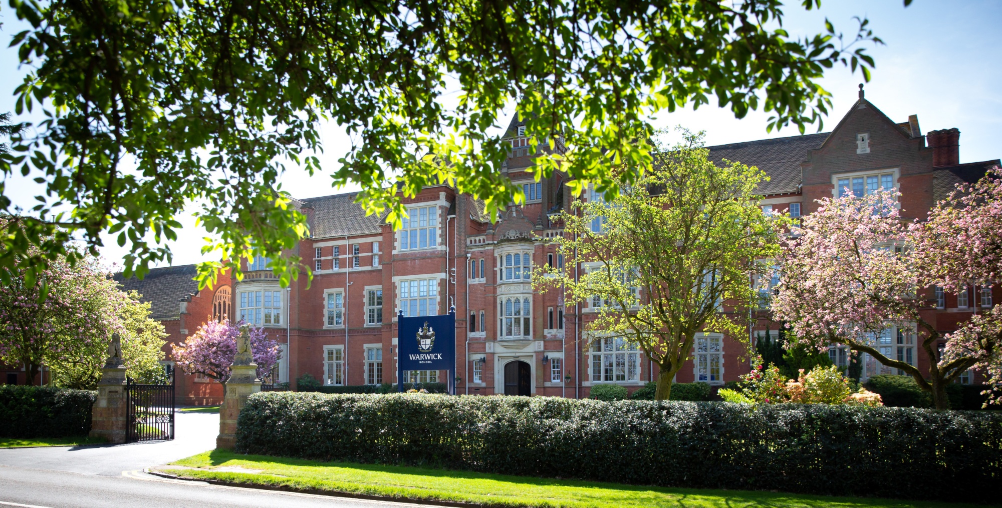 Warwick School - National Maths & Physics SCITT